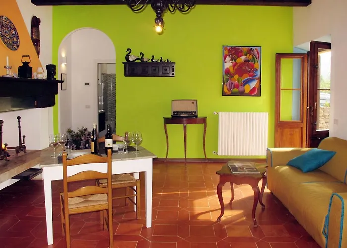 Nyaraló Il Nespolo By Interhome